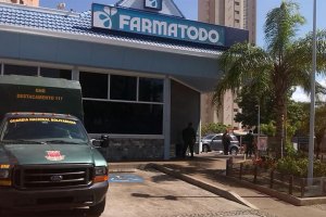 Desvalijaron el Farmatodo de Bella Vista en Maracaibo (Fotos + video)