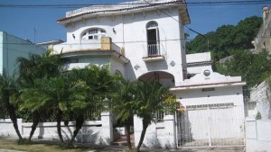 En el comunismo cubano, estas casas cuestan miles y hasta millones de dólares (Fotos)