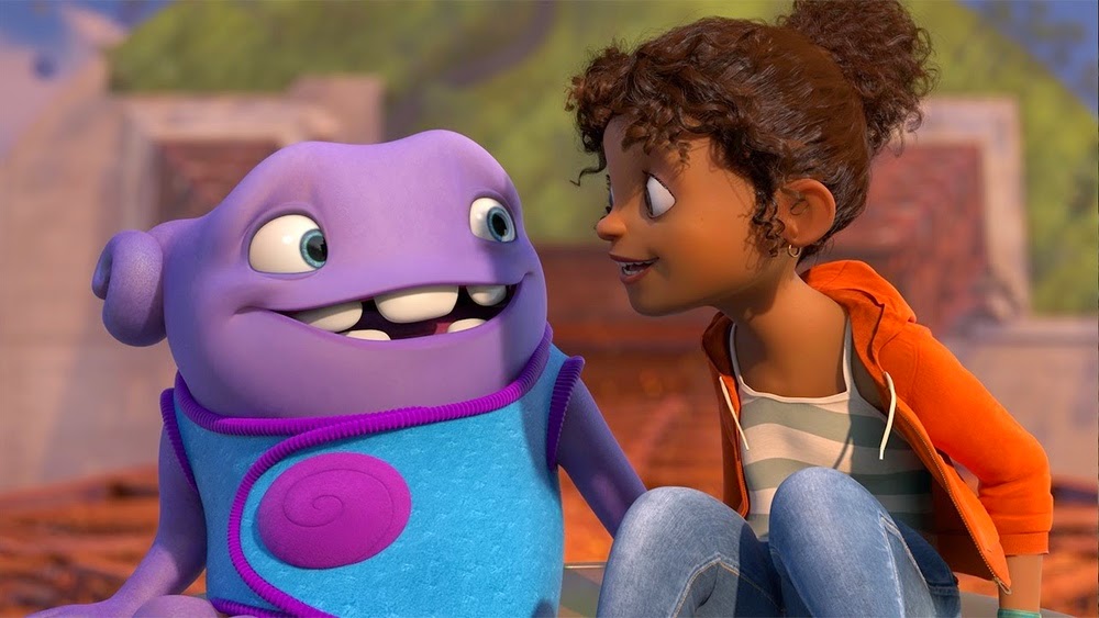 La amistad entre una pequeña Rihanna y un alienígena (Trailer)