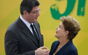 Ministro brasileño causa polémica por decir que Rousseff no siempre es eficaz