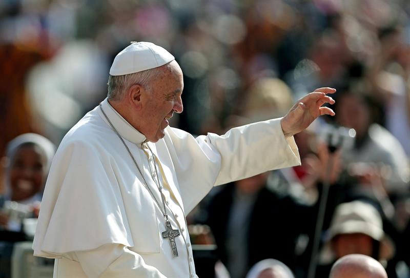 El Papa pide a la comunidad internacional que proteja los derechos infantiles