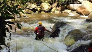 Hallan cuerpo de adolescente arrastrada por río en Mérida