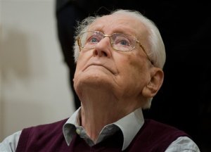 Ex guardia del campo de exterminio de Auschwitzen durante el Holocausto será juzgado