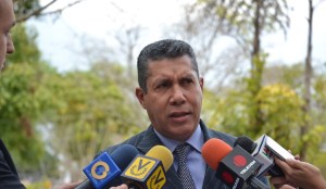 Henri Falcón pide a la Fiscal celeridad en casos de represión en Lara y en Venezuela