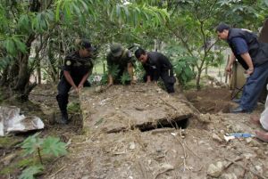 Al menos diez cuerpos fueron descubiertos en una fosa clandestina en Acapulco