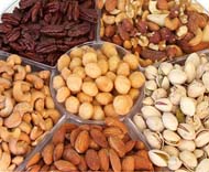 Comer nueces y maníes alargan la vida