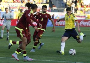 Colombia necesita sumar ante pragmático Brasil en Copa, Venezuela busca dar otro golpe