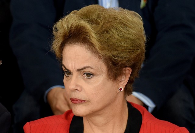 Rousseff vetó la financiación de partidos políticos por empresas