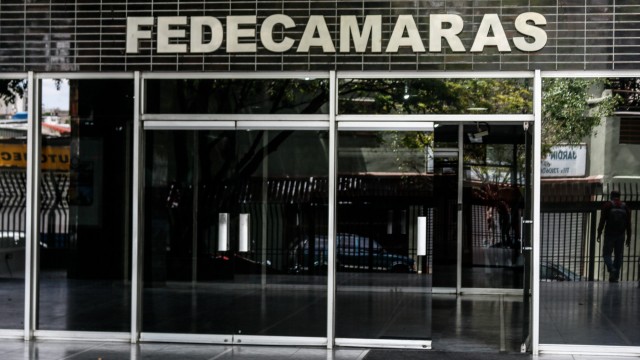 Fedecámaras pide a empresarios y comerciantes flexibilidad para asistir a movilización del #23Ene (comunicado)