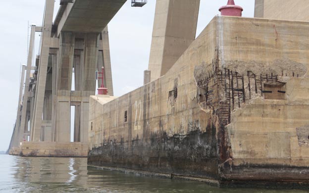 Puente sobre el Lago, ¿Estás bien?