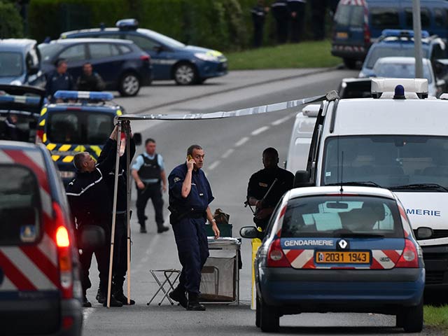 Cuatro muertos y tres heridos deja tiroteo en campamento gitano en Francia