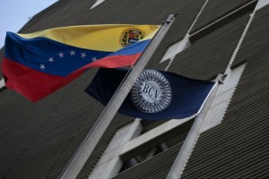 BCV pisotea la Constitución venezolana