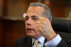 Consignan caso de Manuel Rosales ante la Cámara de Diputados de Paraguay