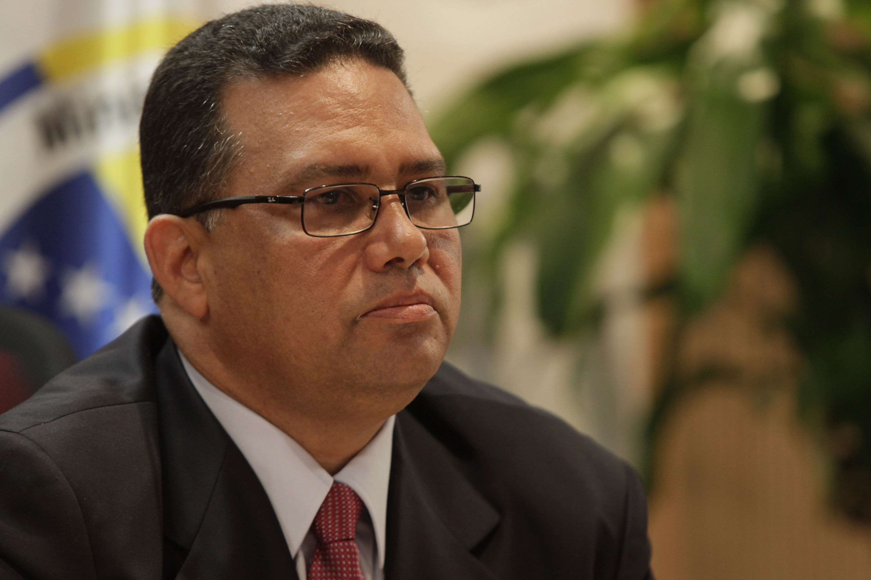 González López: Integrantes de la MUD están involucrados en ataque al sistema bancario