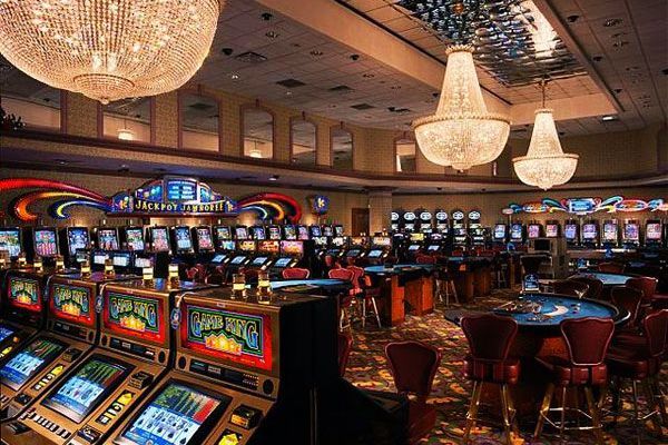 Roban casino en Aruba y no descartan que haya venezolanos implicados