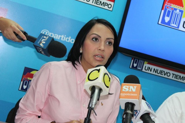 Delsa Solórzano: La Unefa expulsó a estudiante por ser candidato a diputado