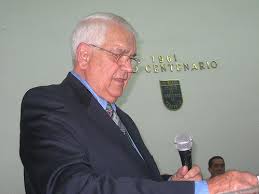 Lindolfo León, Presidente de la Sociedad, actor importante de la racionalización petrolera