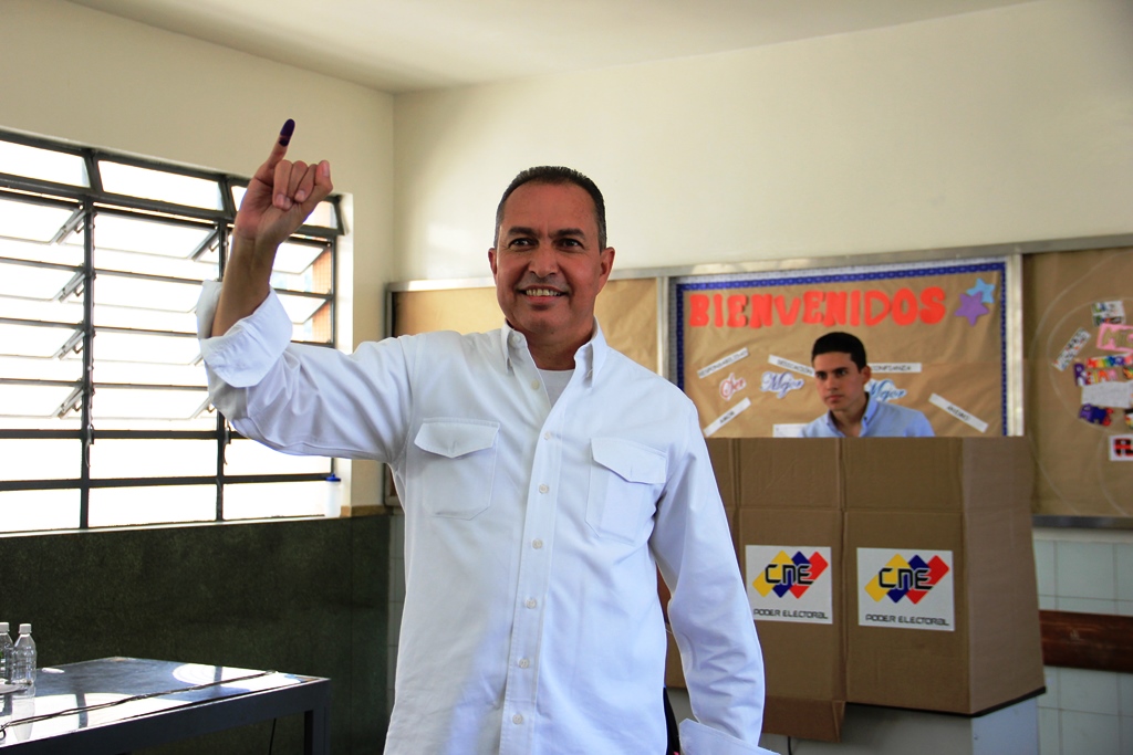 Richard Blanco: En el oeste de Caracas quedó demostrada la tendencia irreversible, hoy gana Venezuela