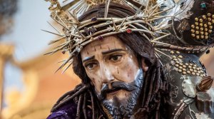 Arzobispo protesta por ascenso de imagen de Jesús a “general del Ejército”