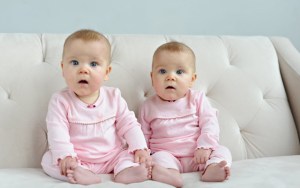 Por qué en la actualidad hay más gemelos que nunca antes en la historia