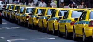 Nueva normativa impide a taxistas en Sao Paulo usar bermudas y hablar de fútbol