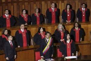 Poder Judicial renuncia a su rol para servir al Ejecutivo: Análisis del Plan Estratégico (2013-2019)