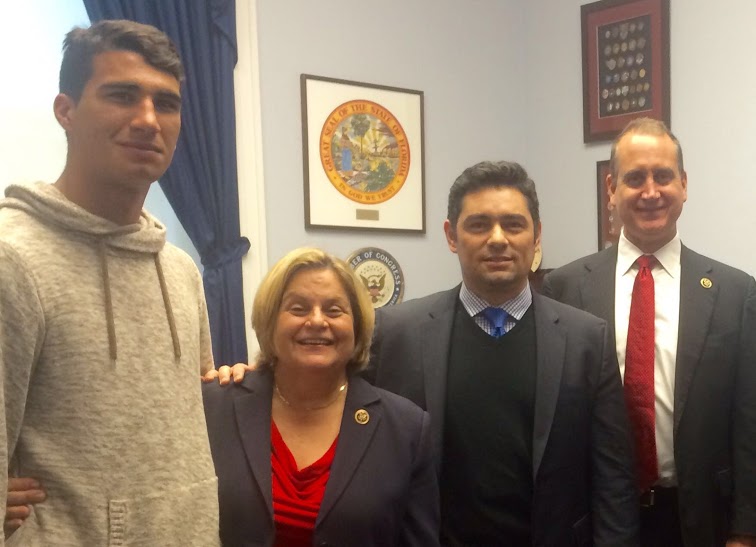Vecchio se reunió con congresistas de EEUU para tratar Ley de Amnistía