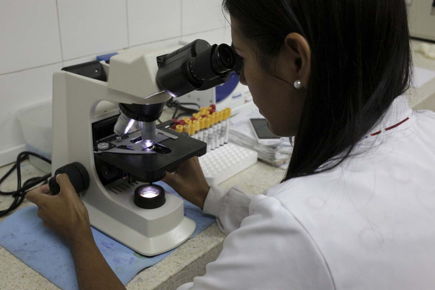 Vacunas contra el zika pueden llegar demasiado tarde para brote en Latinoamérica