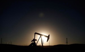 El petróleo cerró en ligera alza en Nueva York tras acuerdo de la Opep