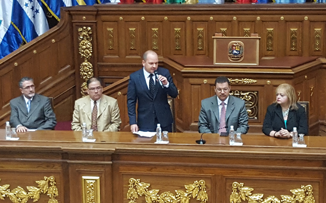 Ángel Medina es electo como Presidente de la Representación venezolana al Parlatino