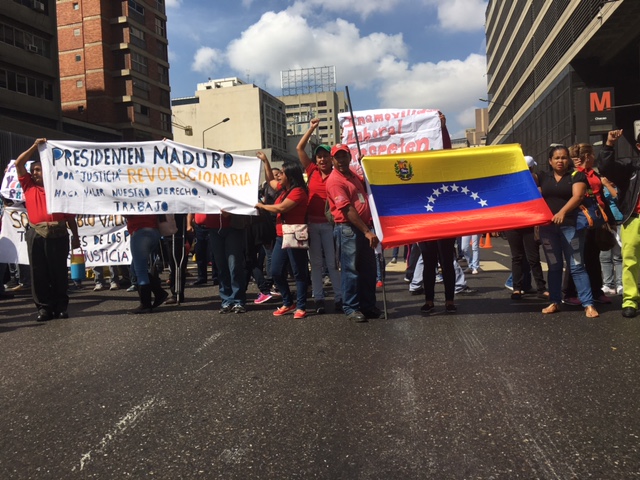 Exigen al Ministerio de Transporte reenganchar a 972 trabajadores despedidos de los peajes