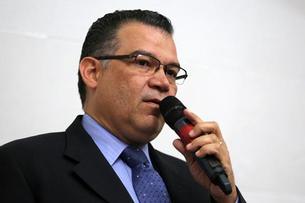 Enrique Márquez: Exigimos al Ministro de Energía Eléctrica que venga a la AN a dar la cara