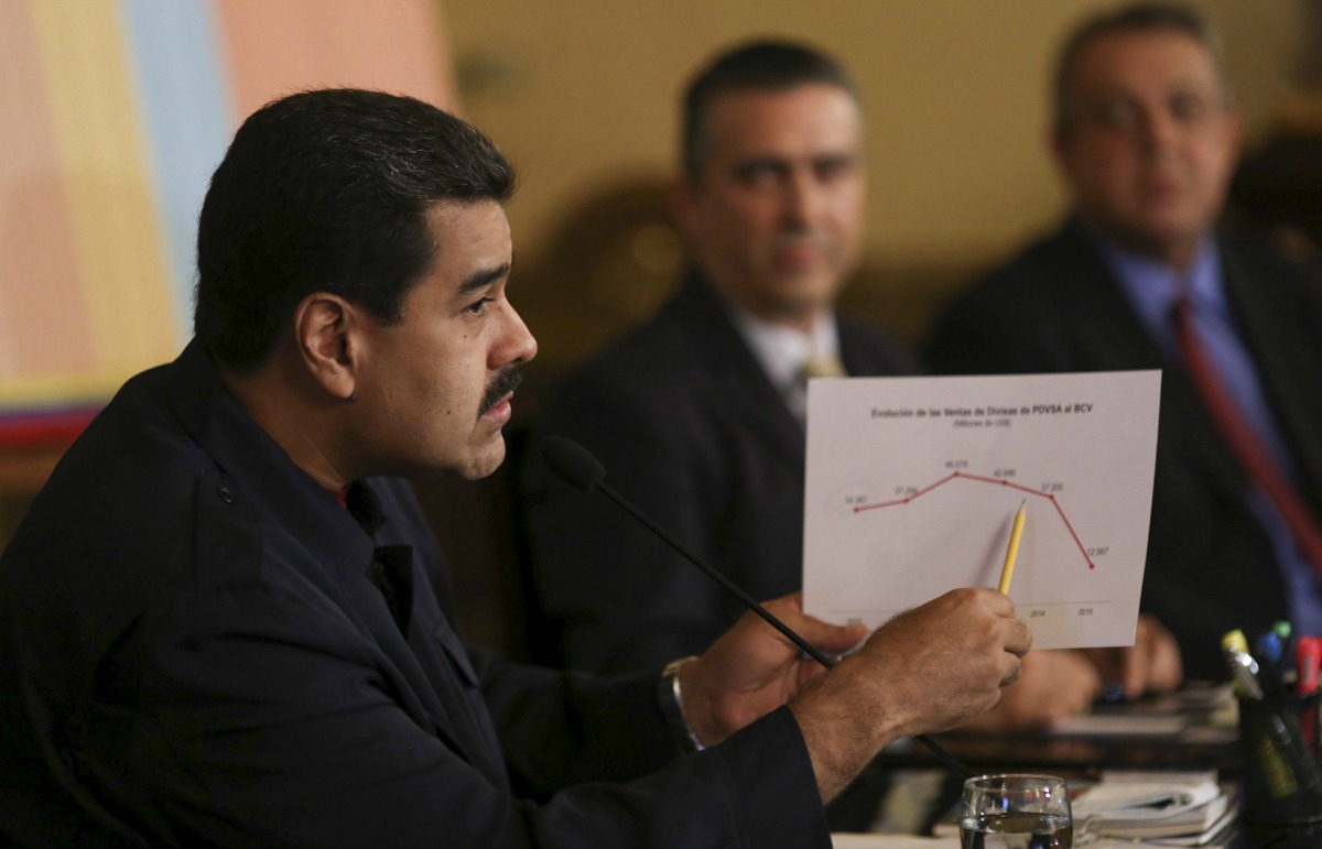 Maduro pronostica un promedio de 24 dólares por barril petrolero este año