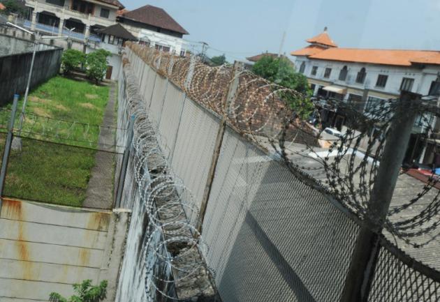 16 muertos deja motín en una cárcel de alta seguridad de Guyana