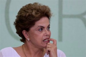 Rousseff no comparecerá ante la comisión del Senado que la juzga