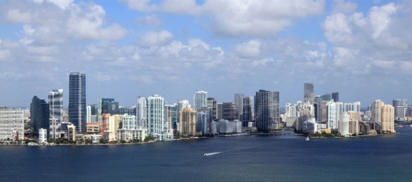 Estadísticas de turismo exigen cambios en estrategias para mercadear Florida