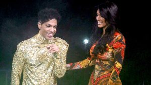 En video: la noche que Prince echó a Kim Kardashian de su show