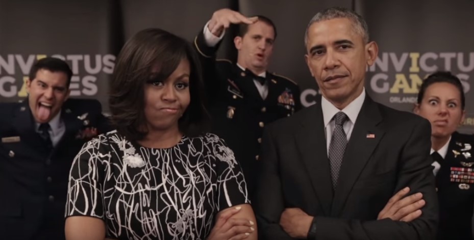 No te pierdas el divertido video protagonizado por los Obama, la reina de Inglaterra y el príncipe Harry