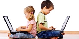 ¿Cómo pueden navegar los niños en internet de una manera segura?