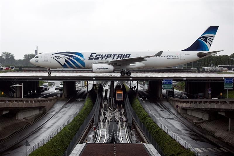 Grecia descarta que haya sobrevivientes en siniestro del avión de Egyptair
