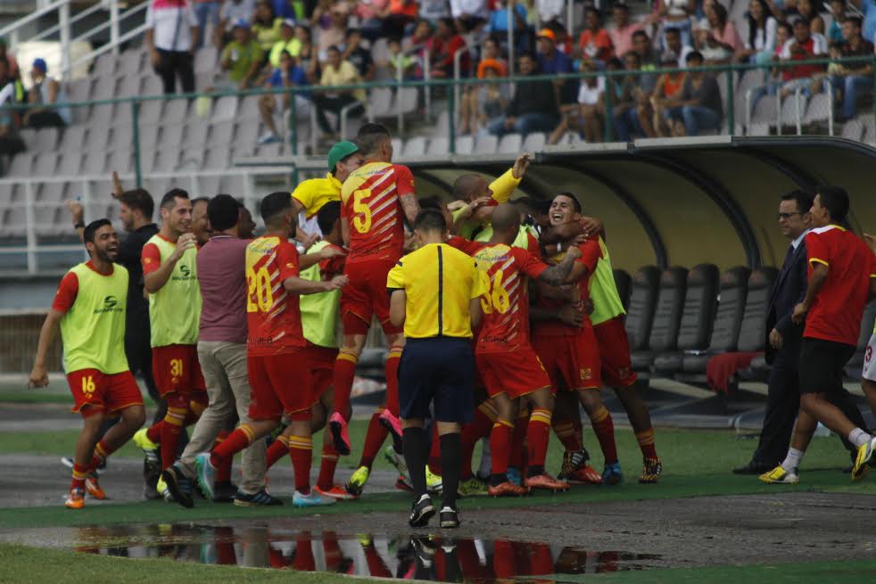 Deportivo Anzoátegui es el primer finalista del Torneo Apertura tras golear al Aragua