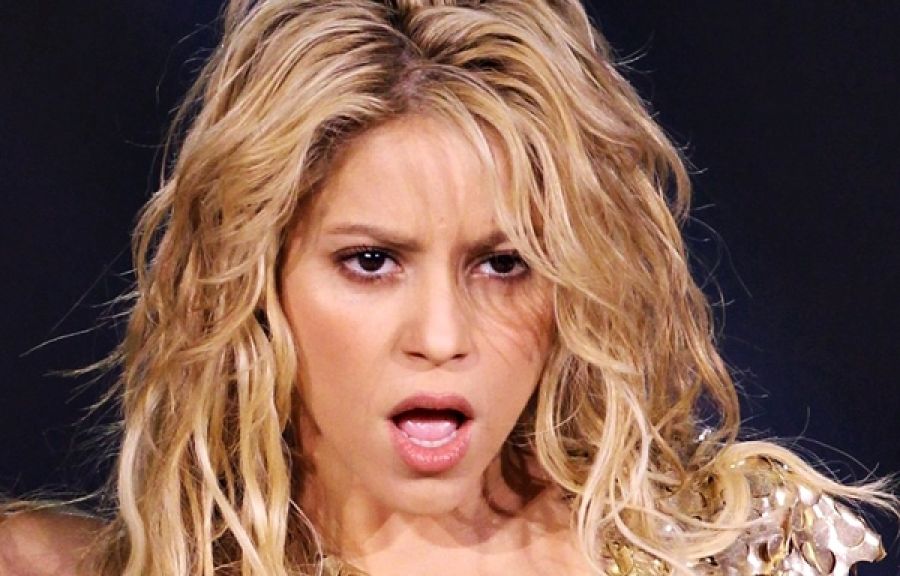 ¡HOT! Shakira reaparece sensual, hipnótica y mojadita en su nuevo videoclip (+Fotos)
