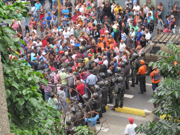 protesta fuerzas armadas