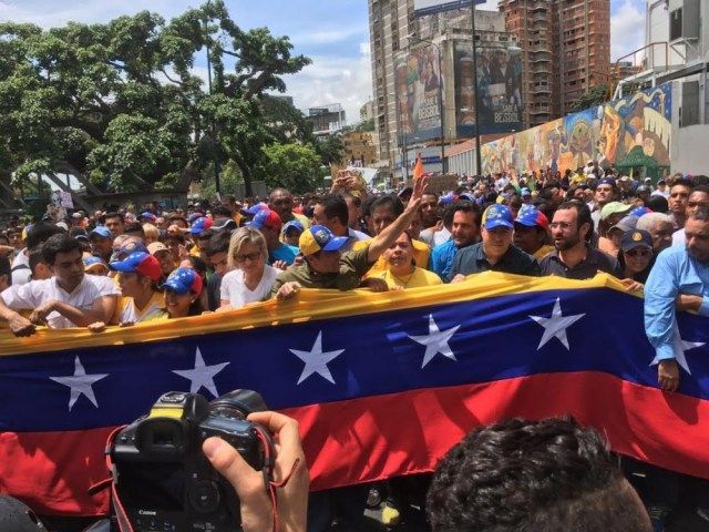 Henrique-Capriles-Radonki-