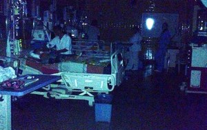 Hospital de Maracaibo se quedó a oscuras con dos pacientes en plena cirugía