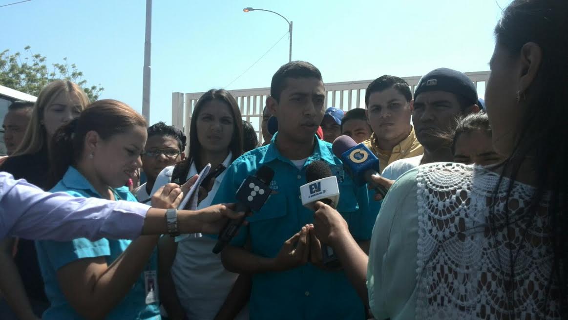 Estudiantes zulianos continuarán en las calles hasta que se “acabe la dictadura en el país”