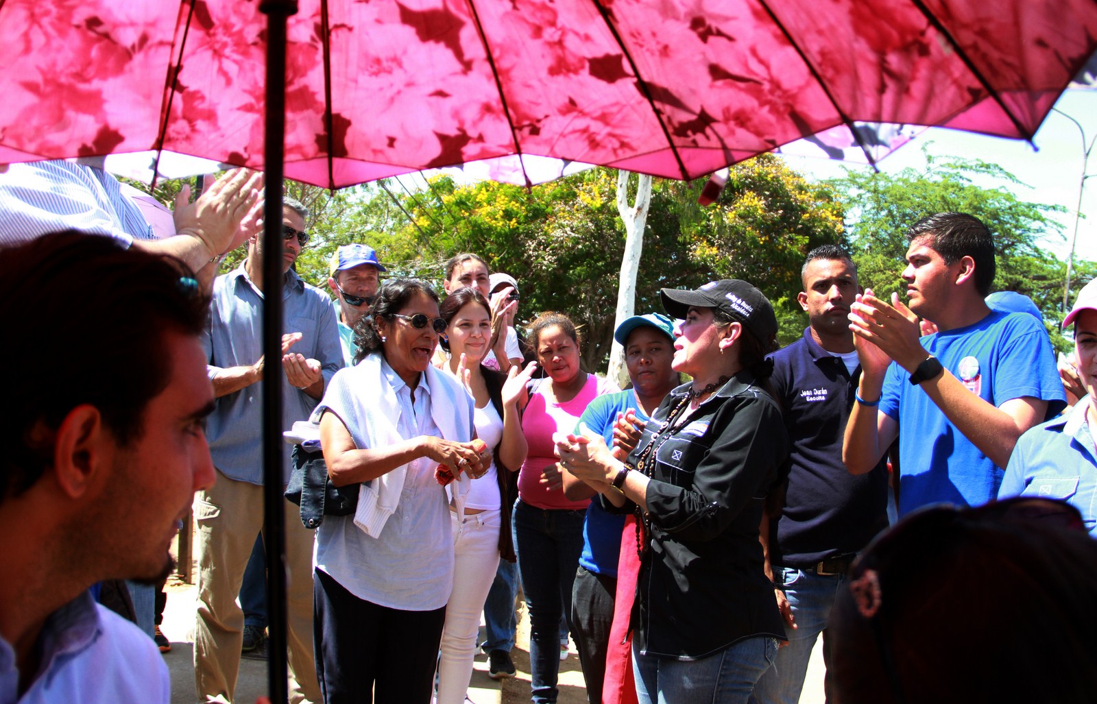 Eveling de Rosales: Vamos a restituir el orden constitucional a través de la ruta electoral