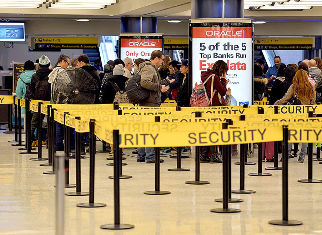 Las compañías aéreas empiezan a aplicar el veto de Trump