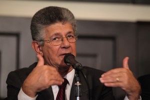 Henry Ramos Allup: El gobierno quiere desarticular a la oposición para matar revocatorio