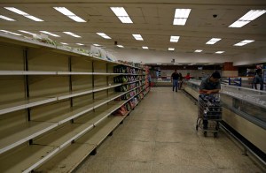 Mercados de Caracas casi en quiebra a causa de la poca afluencia de consumidores